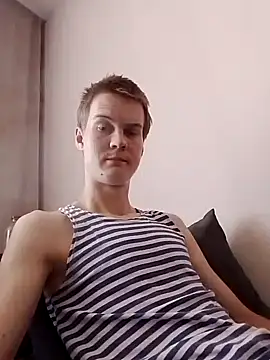 Snapshot of FelixxxTwink chatting on September 2025 01:33:01 PM FelixxxTwink online show from September 2025 01:33:01 PM