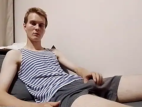 Snapshot of FelixxxTwink chatting on September 2025 07:57:02 PM FelixxxTwink online show from September 2025 07:57:02 PM