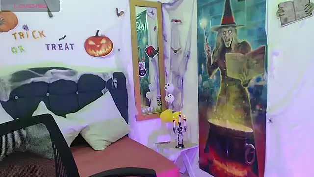 Snapshot of SamantaSweett_ chatting on October 2025 02:07:01 PM SamantaSweett online show from October 2025 02:07:01 PM