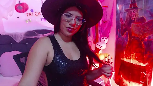 Snapshot of SamantaSweett_ chatting on October 2025 02:16:01 PM SamantaSweett online show from October 2025 02:16:01 PM