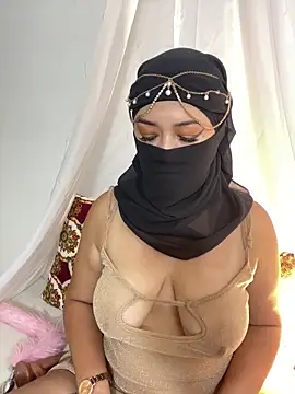 Snapshot of Amyraa_ chatting on September 2025 03:45:01 PM Amyraa online show from September 2025 03:45:01 PM