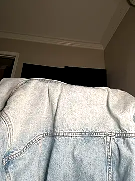 Snapshot of mitch_kamm chatting on October 2025 11:45:02 PM mitch kamm online show from October 2025 11:45:02 PM