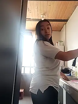 Williams Hera online show from October 2025 05:58:02 PM