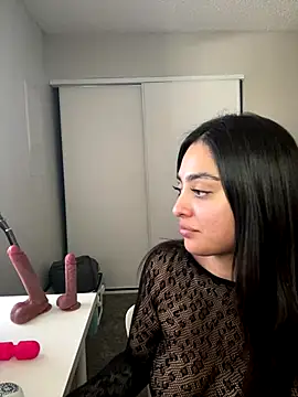 teasemebabe69 online show from September 2025 06:11:02 PM