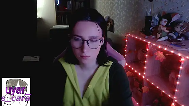 Snapshot of s_cara chatting on October 2025 01:42:02 PM s cara online show from October 2025 01:42:02 PM