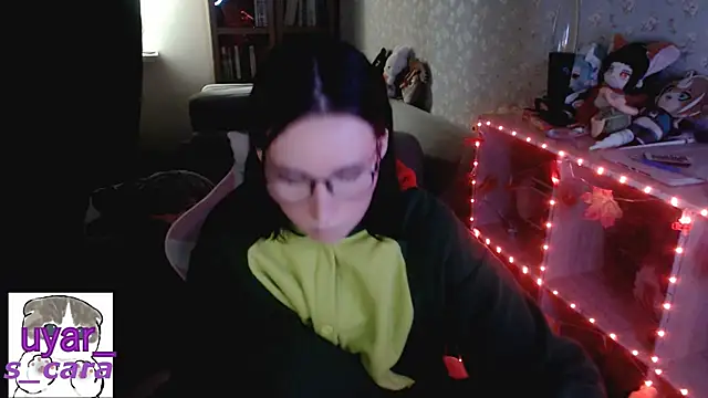 Snapshot of s_cara chatting on October 2025 06:45:01 AM s cara online show from October 2025 06:45:01 AM