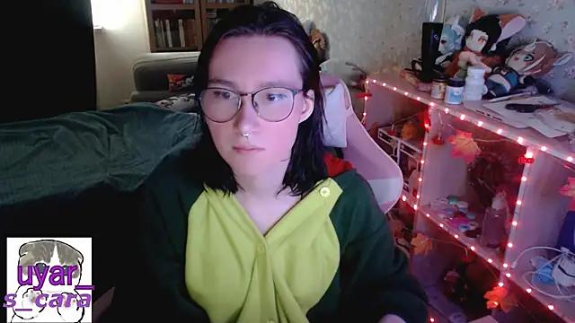 Snapshot of s_cara chatting on October 2025 11:09:02 AM s cara online show from October 2025 11:09:02 AM