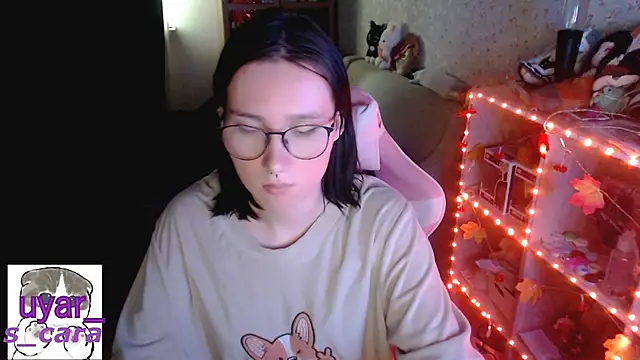 Snapshot of s_cara chatting on October 2025 12:26:02 PM s cara online show from October 2025 12:26:02 PM