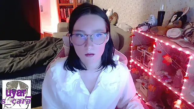 Snapshot of s_cara chatting on October 2025 01:15:02 PM s cara online show from October 2025 01:15:02 PM