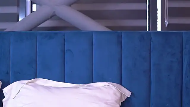 MillaSerene online show from October 2025 05:49:01 AM