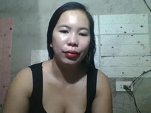 Snapshot of pinaysinglemommm chatting on October 2025 08:21:02 PM pinaysinglemommm online show from October 2025 08:21:02 PM