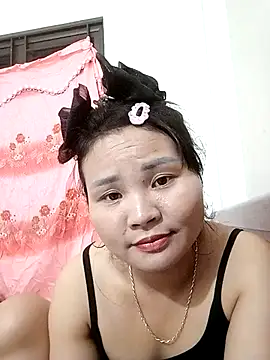 Heulwen-22 online show from November 2025 12:06:02 PM