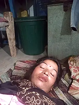 MISS LOVE 001 online show from November 2025 06:31:02 PM