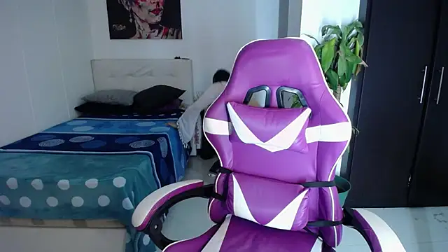 Snapshot of Bellaa_2 chatting on November 2025 02:56:02 AM Bellaa 2 online show from November 2025 02:56:02 AM