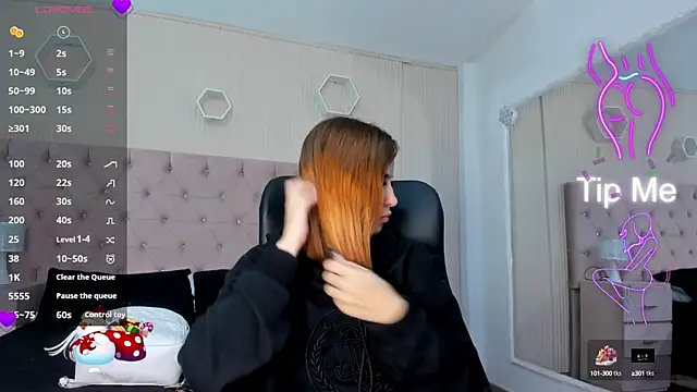 MadisonSky  online show from October 2025 12:49:02 PM