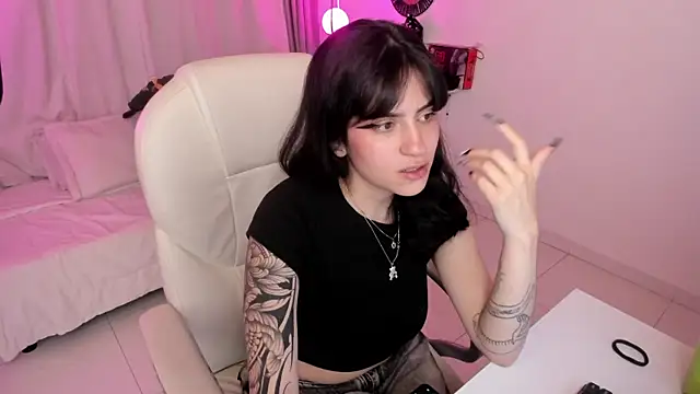 kurito  online show from October 2025 04:46:01 AM