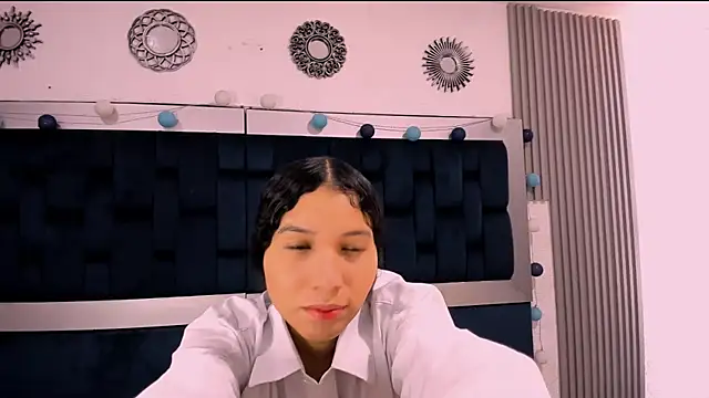 Snapshot of Isabella_motero chatting on September 2025 12:27:01 PM Isabella motero online show from September 2025 12:27:01 PM