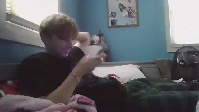 Liam axel35 online show from November 2025 07:47:01 PM