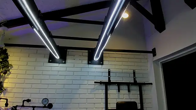 Snapshot of ItaloMoore chatting on October 2025 11:51:02 AM ItaloMoore online show from October 2025 11:51:02 AM