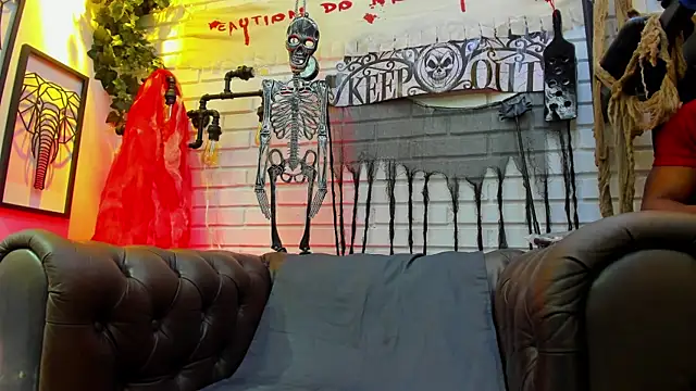 Snapshot of ItaloMoore chatting on November 2025 11:12:01 AM ItaloMoore online show from November 2025 11:12:01 AM