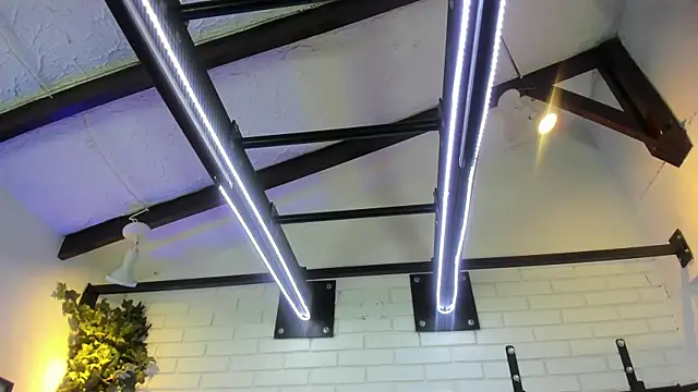 Snapshot of ItaloMoore chatting on November 2025 11:22:01 AM ItaloMoore online show from November 2025 11:22:01 AM