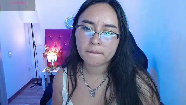 SashaGrey   online show from September 2025 03:04:01 PM