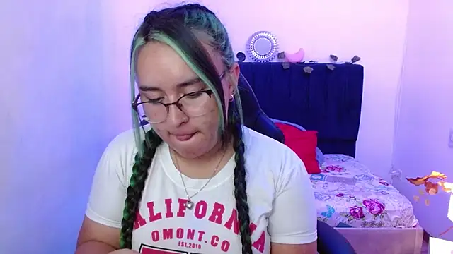 SashaGrey   online show from October 2025 01:45:02 PM