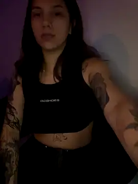 Kissmalditox online show from November 2025 07:19:02 AM