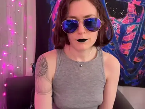 mistressannafoxx online show from September 2025 08:45:02 PM