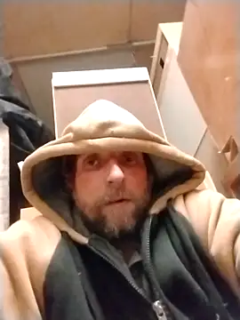 Snapshot of CatchyPart93 chatting on December 2025 02:06:02 AM CatchyPart93 online show from December 2025 02:06:02 AM