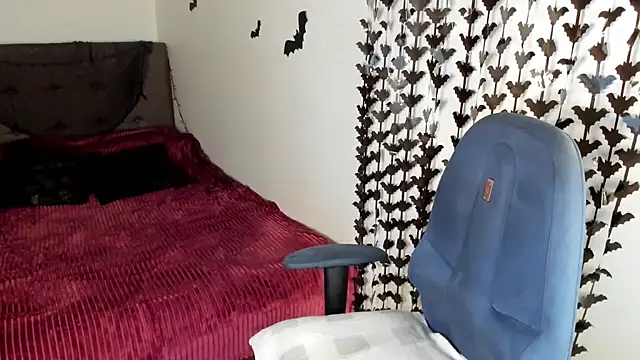 AndrianaBelle online show from November 2025 06:19:02 PM