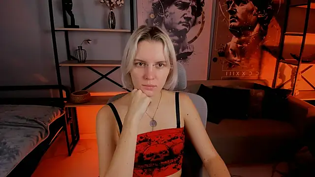 BethanyCloud online show from November 2025 06:01:01 AM