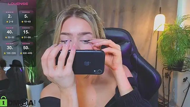 Snapshot of Relax_Time_ chatting on November 2025 11:32:02 AM Relax Time online show from November 2025 11:32:02 AM