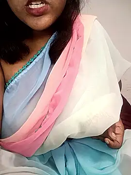 Snapshot of Cute_mikii chatting on November 2025 10:46:02 AM Cute mikii online show from November 2025 10:46:02 AM