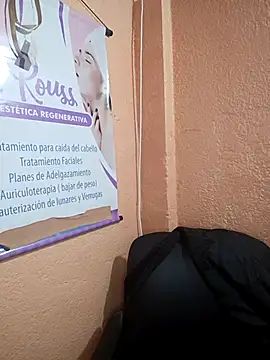 Mia-Glow online show from October 2025 12:30:01 PM