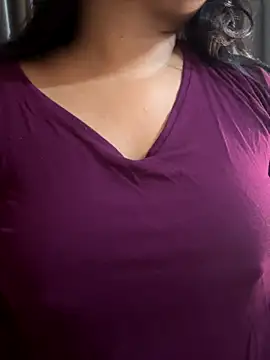 Snapshot of Maggi-is-back chatting on October 2025 02:56:01 AM Maggi-is-back online show from October 2025 02:56:01 AM