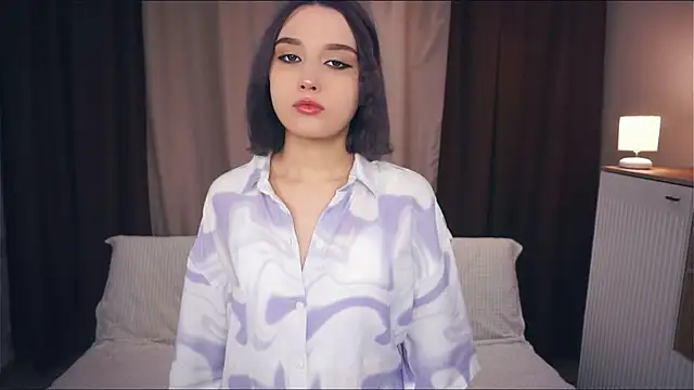KelleLillie online show from September 2025 06:53:01 PM