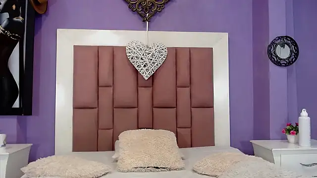 ChiaraLudovica online show from October 2025 02:36:01 PM