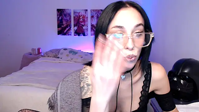 Sofia Amour online show from September 2025 11:04:02 PM