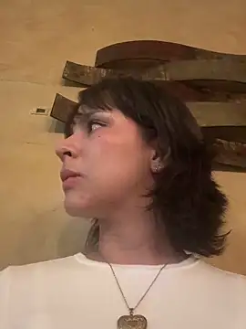 Snapshot of Adry_Bach_ chatting on September 2025 11:54:01 PM Adry Bach online show from September 2025 11:54:01 PM