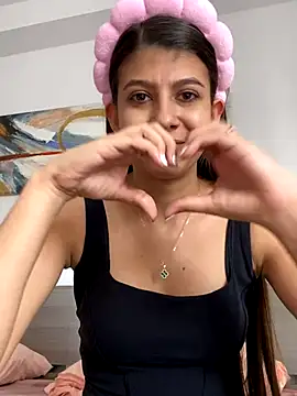 Snapshot of Lenapink19 chatting on October 2025 08:11:02 PM Lenapink19 online show from October 2025 08:11:02 PM