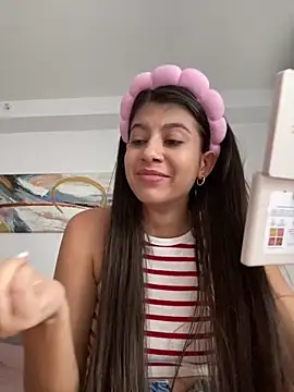 Snapshot of Lenapink19 chatting on October 2025 08:53:02 PM Lenapink19 online show from October 2025 08:53:02 PM