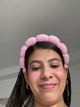 Snapshot of Lenapink19 chatting on October 2025 08:58:01 PM Lenapink19 online show from October 2025 08:58:01 PM