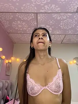 Lenapink19 online show from November 2025 10:43:01 PM