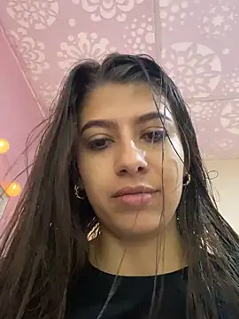 Lenapink19 online show from November 2025 04:22:02 PM