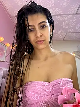 Lenapink19 online show from December 2025 08:48:02 PM