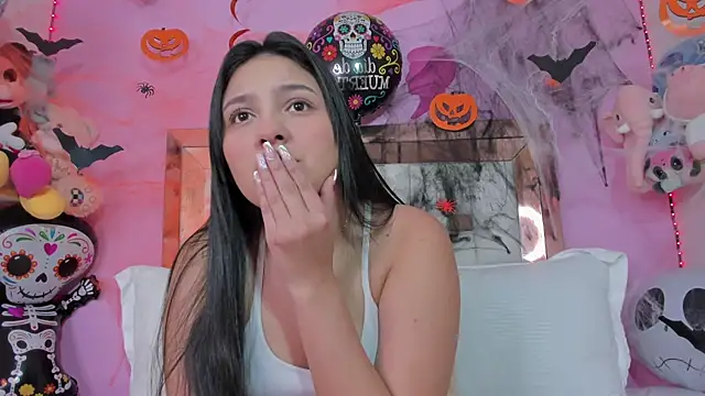 Snapshot of Emmy_Rivas chatting on October 2025 09:08:02 PM Emmy Rivas online show from October 2025 09:08:02 PM