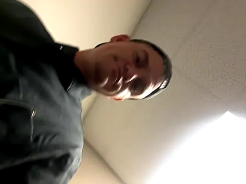 Snapshot of cumitted chatting on November 2025 02:13:01 AM cumitted online show from November 2025 02:13:01 AM