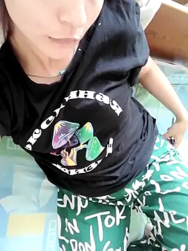 Jenevaonlovex online show from September 2025 10:50:01 AM