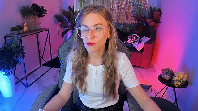 VanessaMates online show from October 2025 08:01:01 AM